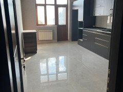 4 otaq 210 m² yeni tikili satış, Nəsimi r., Bakı ş. / şəkil 2 / 17