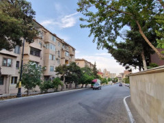 4 otaq 70 m² köhnə tikili satış, Yasamal r., Bakı ş. / şəkil 1 / 18