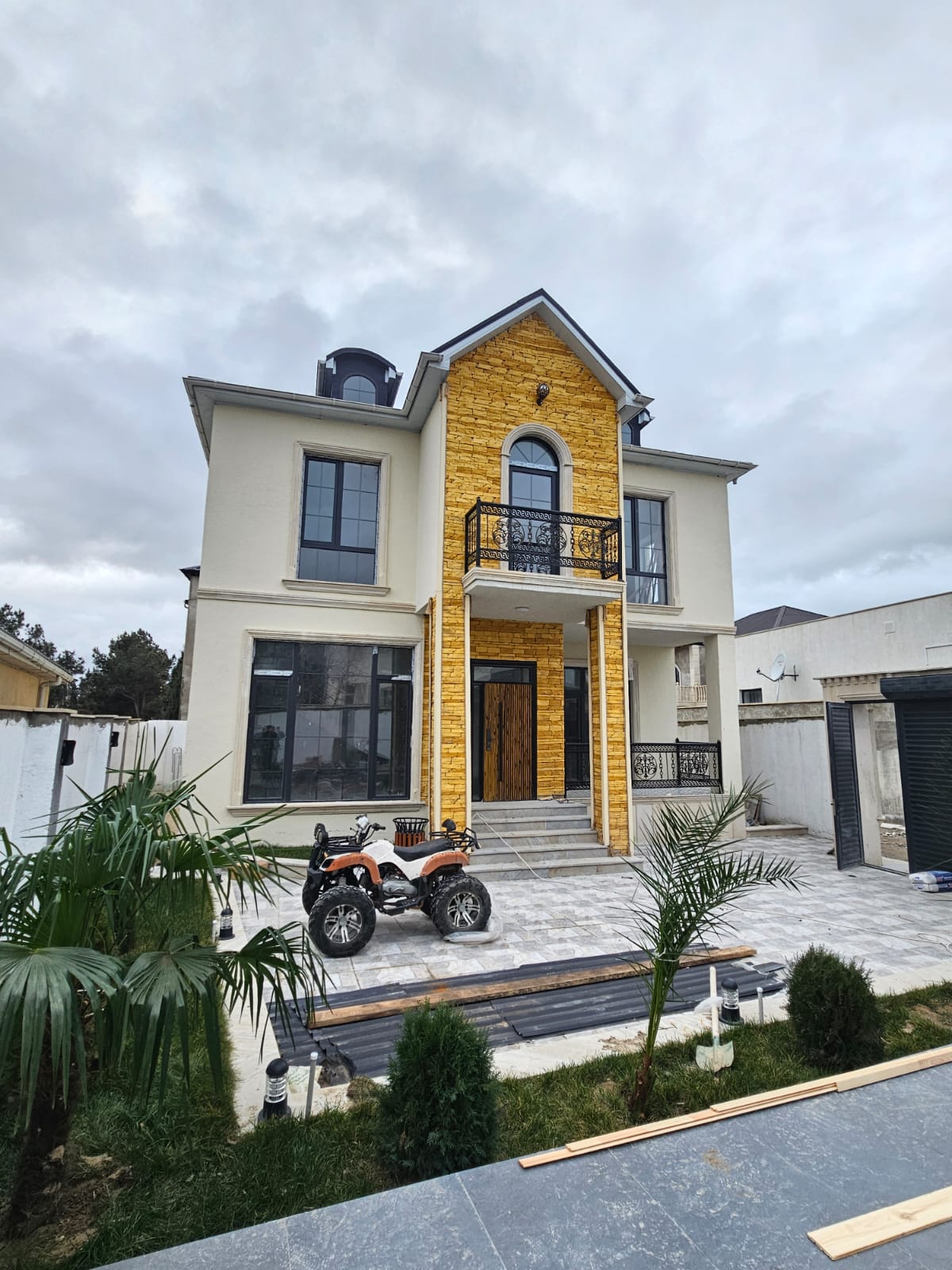 4 otaq 200 m² ev / villa satış, Şüvəlan q., Xəzər r., Bakı ş. / şəkil 4 / 4