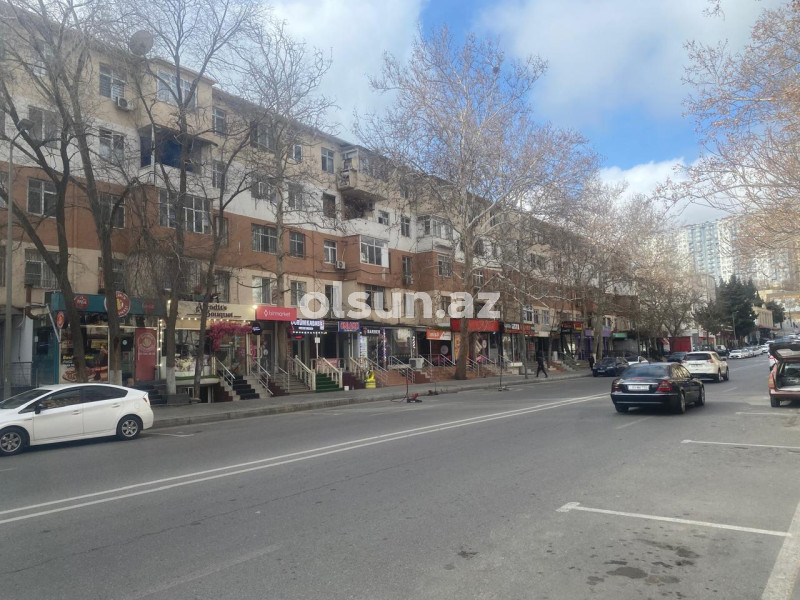 3 otaq 55 m² köhnə tikili satış, 4-cü mikrorayon q., Nəsimi r., Bakı ş. / şəkil 1 / 10